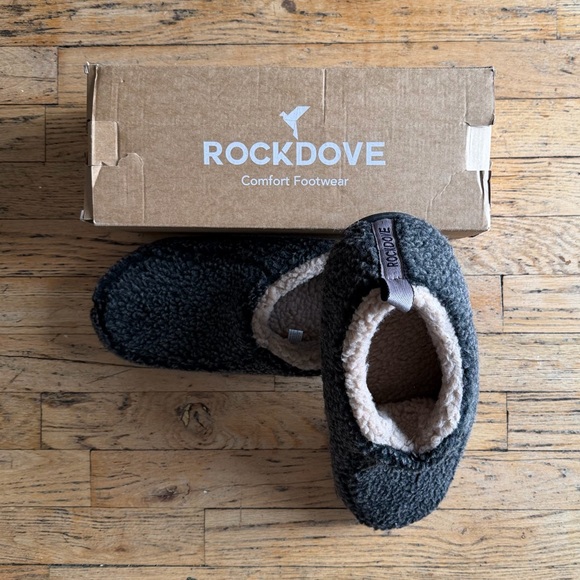 BNIB Never Worn Men’s Rockdove Sherpa Memory Foam Slippers - Picture 3 of 11